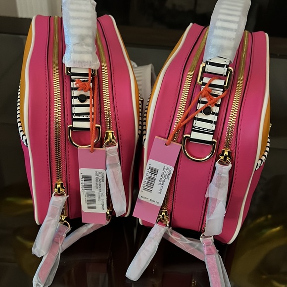 LDT
Jill Stripe Colorblock Lunchbox Crossbody Bag - Picture 14 of 14